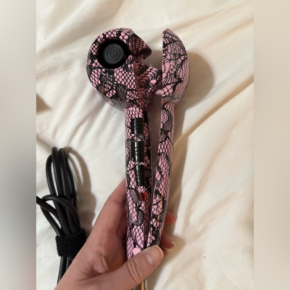 Lorion automatic hair curler brand new